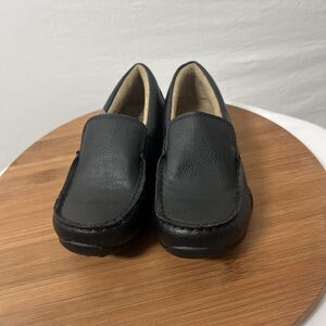 The Childrens Place Boys Toddler Size 2 Black Slip On Loafer Uniform Shoes